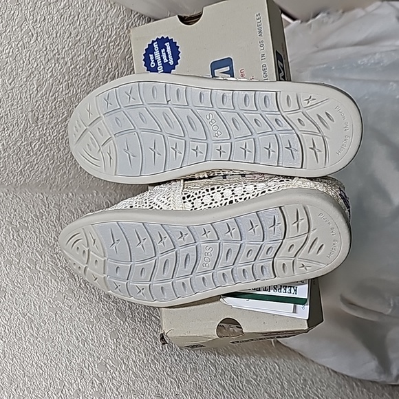 TOMS Alpargata Flats - Picture 6 of 7